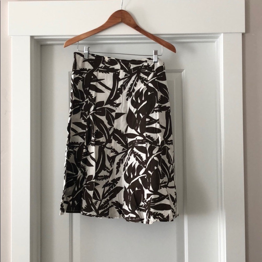 Brown and white floral print skirt